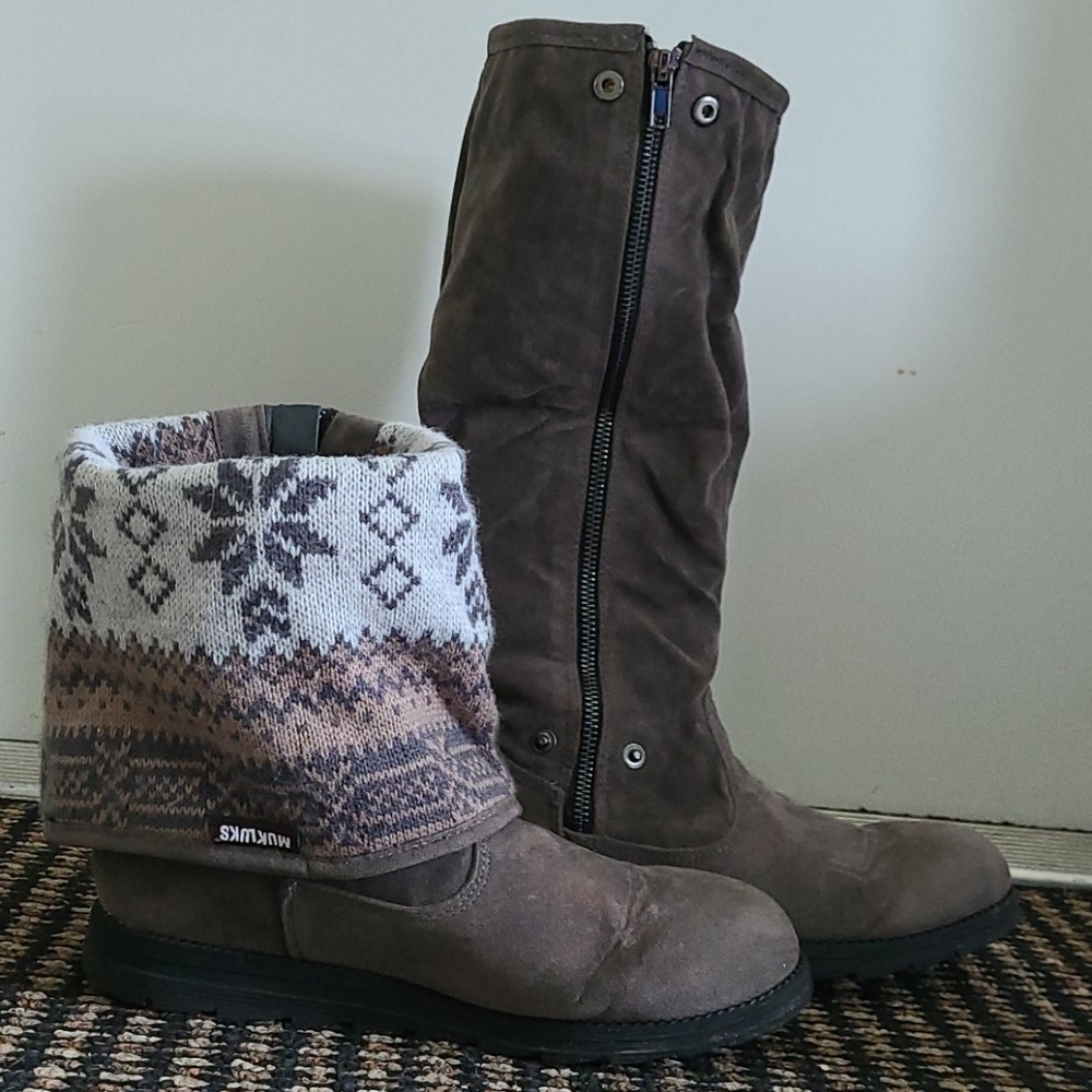 MUKLUKS boots